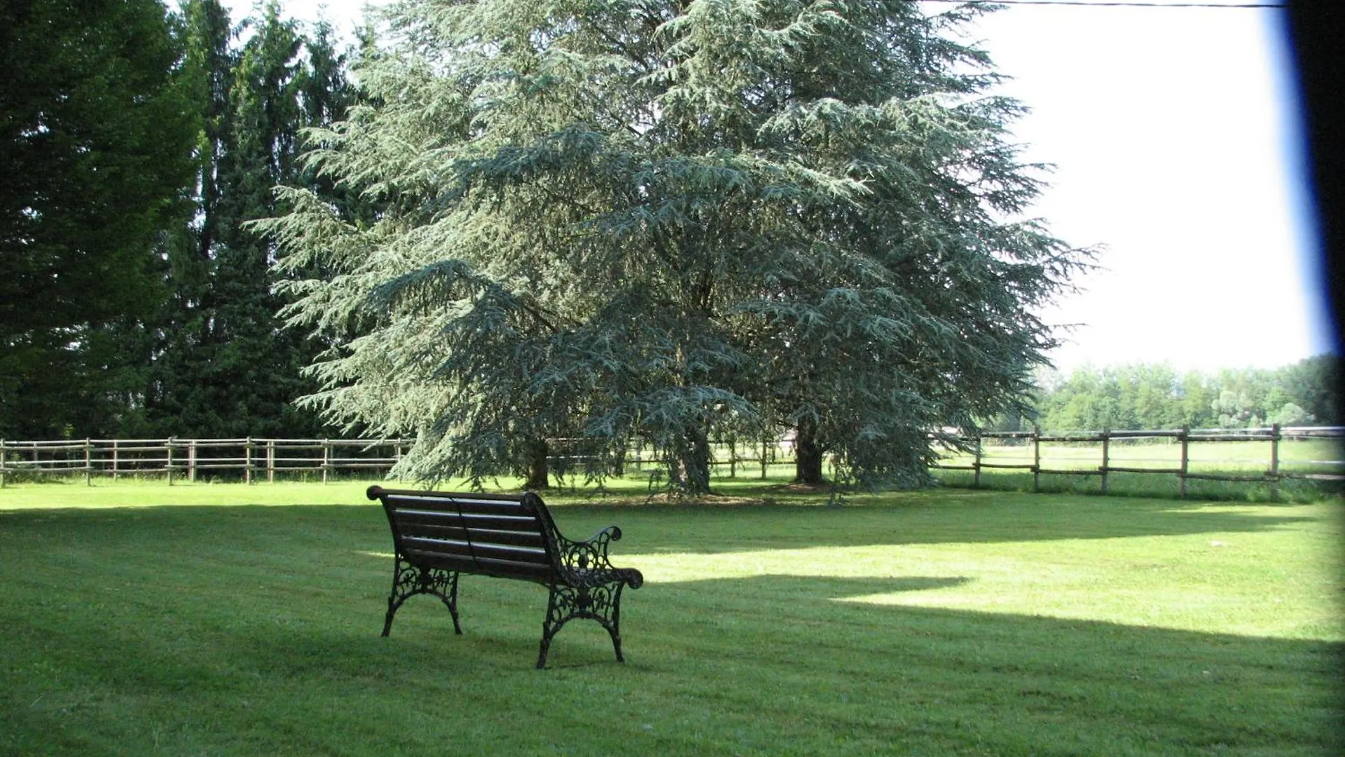 Le Pas de L'Ane Chambres d'hôtes Saint-Ondras 4*,  France